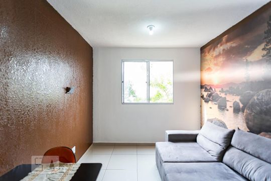 Sala de apartamento à venda com 2 quartos, 42m² em Novo Osasco, Osasco