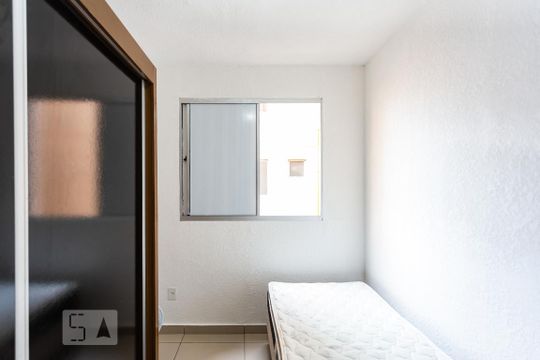 Quarto de apartamento à venda com 2 quartos, 42m² em Novo Osasco, Osasco