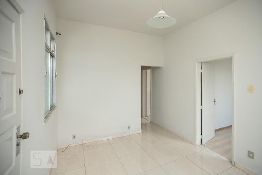 Casa à venda com 2 quartos, 160m² em Abolição, Rio de Janeiro
