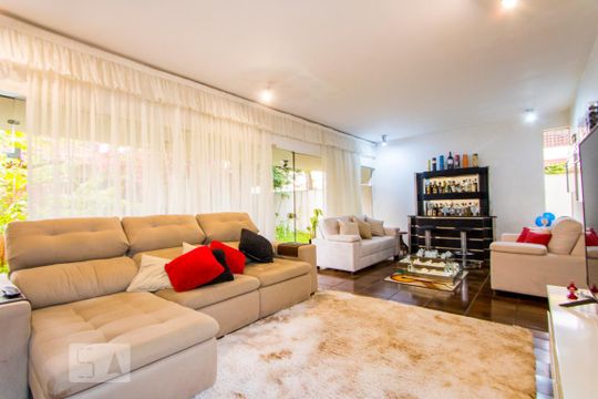 Sala de casa para alugar com 4 quartos, 320m² em Centro, Santo André