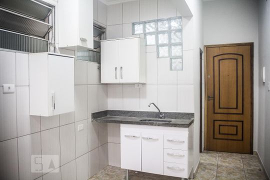 Cozinha de kitnet/studio à venda com 1 quarto, 36m² em Santa Efigênia, São Paulo