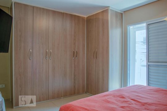 Suíte de casa à venda com 2 quartos, 300m² em Vila Roque, São Paulo