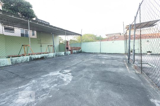 Quadra Esportiva de apartamento para alugar com 2 quartos, 60m² em Praça Seca, Rio de Janeiro