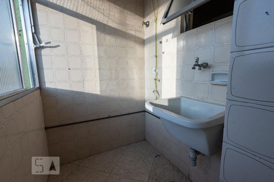 Área de Serviço de apartamento para alugar com 2 quartos, 60m² em Praça Seca, Rio de Janeiro