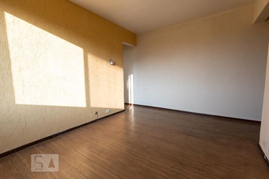 Sala de apartamento para alugar com 2 quartos, 60m² em Praça Seca, Rio de Janeiro