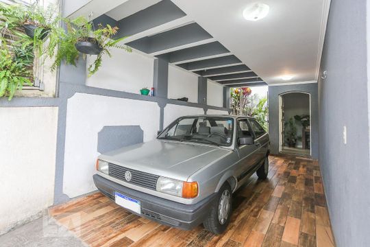 Garagem de casa à venda com 5 quartos, 150m² em Jardim Jussara, São Paulo