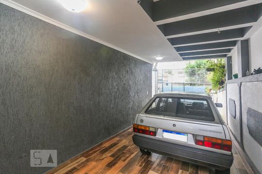 Garagem de casa à venda com 5 quartos, 150m² em Jardim Jussara, São Paulo