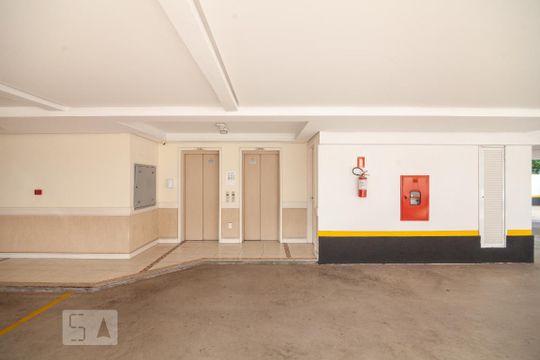 Detalhe Acesso Garagem de apartamento para alugar com 1 quarto, 69m² em Cidade Baixa, Porto Alegre
