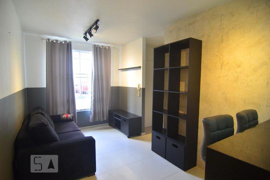 Apartamento à venda com 2 quartos, 76m² em Fátima, Canoas