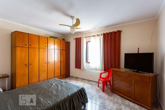 Quarto de casa à venda com 2 quartos, 296m² em Cipava, Osasco