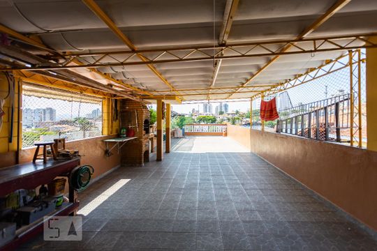 Quintal de casa à venda com 2 quartos, 296m² em Cipava, Osasco