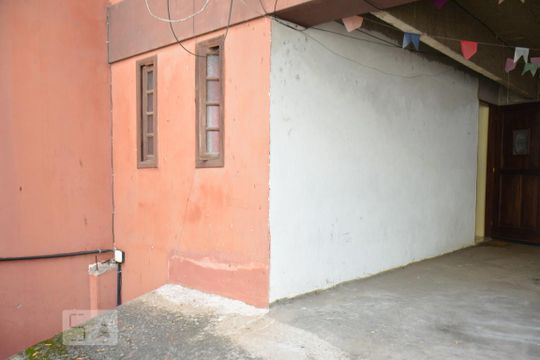 Studio de casa para alugar com 1 quarto, 30m² em Jardim Guanabara, Rio de Janeiro