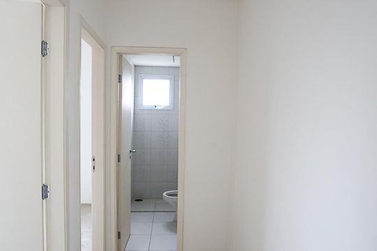 Corredor de apartamento à venda com 2 quartos, 51m² em Fazenda Morumbi, São Paulo