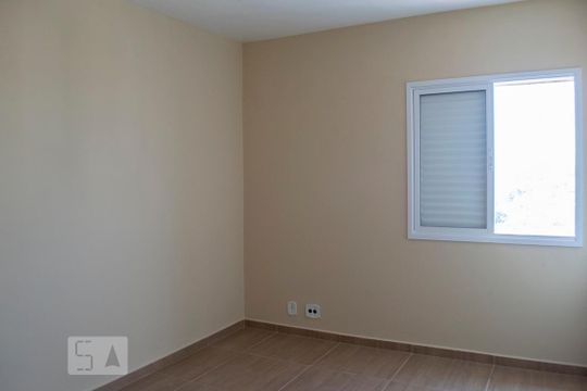 QUARTO 1 de apartamento para alugar com 3 quartos, 80m² em Jardim das Laranjeiras, São Paulo