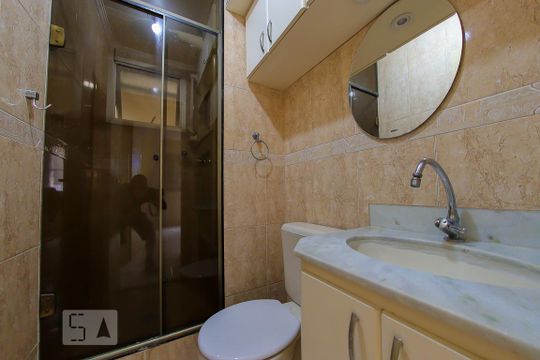 Banheiro de apartamento à venda com 2 quartos, 53m² em Vila Guilherme, São Paulo