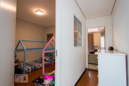 Corredor de casa à venda com 3 quartos, 150m² em Centro, Santo André
