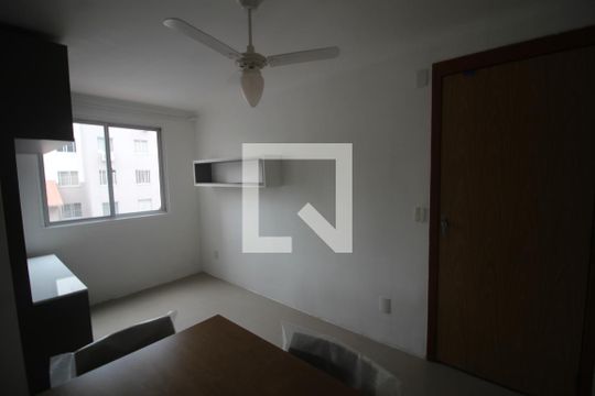 Sala de apartamento à venda com 2 quartos, 42m² em Estância Velha, Canoas