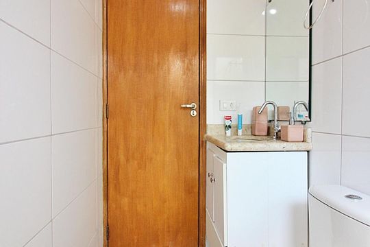 Banheiro  de apartamento para alugar com 2 quartos, 63m² em Santa Terezinha, São Bernardo do Campo