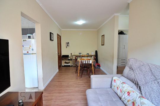 Sala  de apartamento para alugar com 2 quartos, 63m² em Santa Terezinha, São Bernardo do Campo