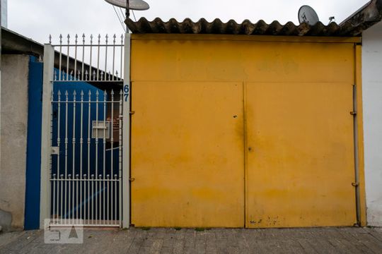 Fachada de casa à venda com 2 quartos, 80m² em Vila Penteado, São Paulo