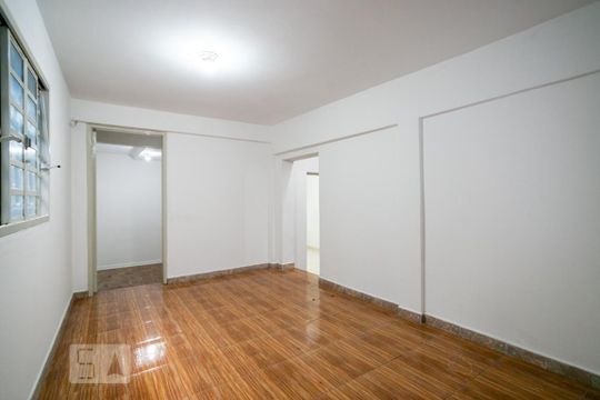 Casa à venda com 2 quartos, 80m² em Vila Penteado, São Paulo