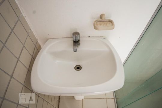 Lavanderia de kitnet/studio para alugar com 1 quarto, 30m² em Cidade Universitária, Campinas
