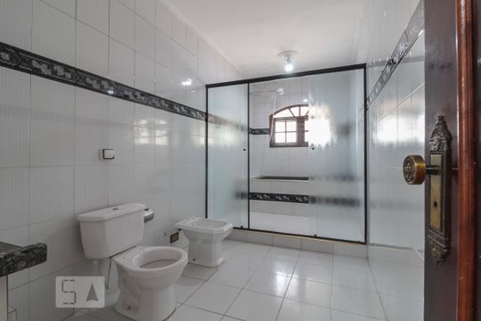 Banheiro de casa para alugar com 2 quartos, 153m² em Jardim Ubirajara (zona Leste), São Paulo