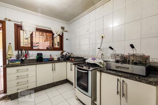 Cozinha de casa à venda com 3 quartos, 201m² em Vila Morse, São Paulo