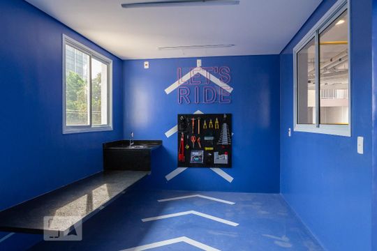 Área Comum - Bicicletário Oficina de apartamento à venda com 1 quarto, 29m² em Parque Industrial Tomas Edson, São Paulo