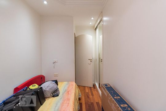 Quarto 1 de casa à venda com 5 quartos, 400m² em Vila Monumento, São Paulo