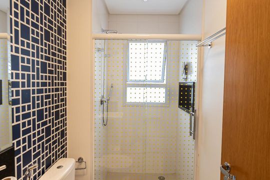 Banheiro Social de kitnet/studio para alugar com 1 quarto, 55m² em Vila Regente Feijó, São Paulo