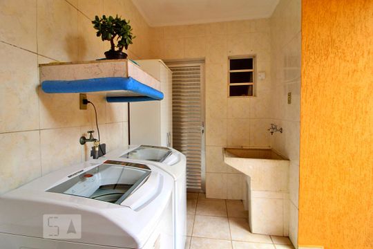 Área de Serviço de casa à venda com 2 quartos, 193m² em Jardim Alvorada, Santo André