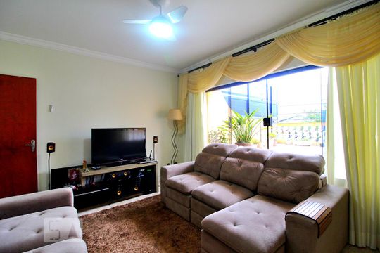 Sala de casa à venda com 2 quartos, 193m² em Jardim Alvorada, Santo André