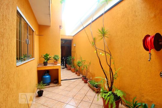 Quintal de casa à venda com 2 quartos, 193m² em Jardim Alvorada, Santo André