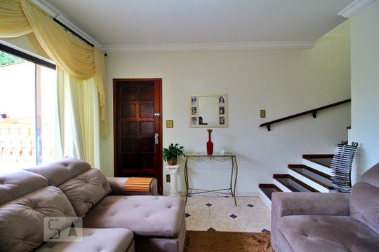 Sala de casa à venda com 2 quartos, 193m² em Jardim Alvorada, Santo André