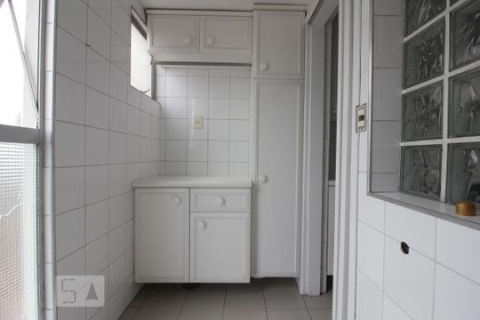 Área de Serviço de apartamento para alugar com 2 quartos, 65m² em Jardim Taboão, São Paulo