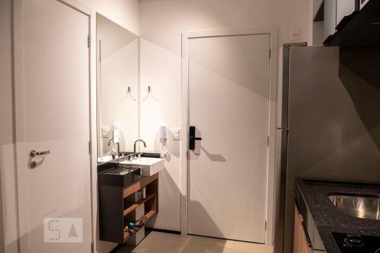 Studio de kitnet/studio para alugar com 1 quarto, 24m² em Liberdade, São Paulo