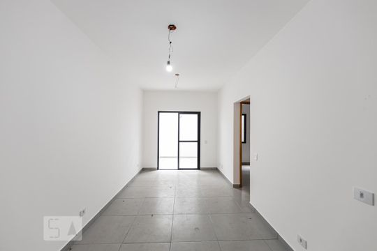Sala e Cozinha de casa para alugar com 2 quartos, 61m² em Vila Aricanduva, São Paulo