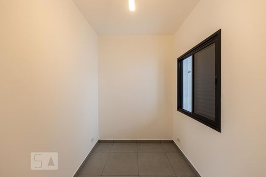 Quarto 1 de casa para alugar com 2 quartos, 61m² em Vila Aricanduva, São Paulo
