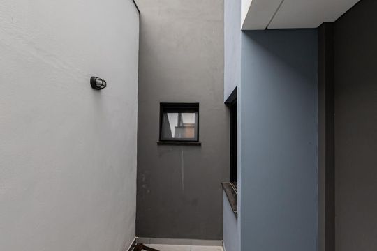 Varanda Sala e Cozinha de casa para alugar com 2 quartos, 61m² em Vila Aricanduva, São Paulo