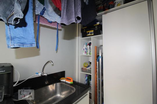 Área serviço de apartamento à venda com 2 quartos, 60m² em Rudge Ramos, São Bernardo do Campo