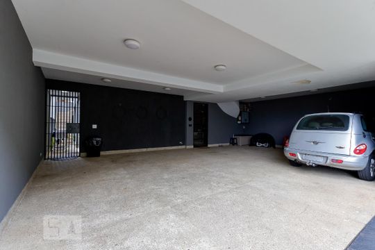 Garagem de casa de condomínio à venda com 4 quartos, 790m² em Tucuruvi, São Paulo