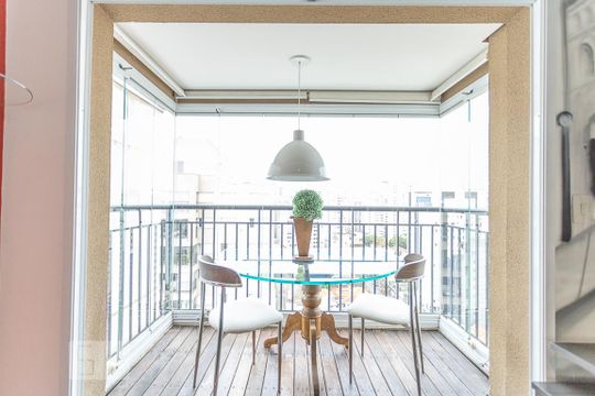 Varanda Sala de apartamento para alugar com 2 quartos, 53m² em Barra Funda, São Paulo