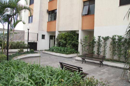 Hall de apartamento à venda com 3 quartos, 88m² em Vila Cláudia, São Paulo