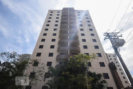 Fachada de apartamento à venda com 3 quartos, 75m² em Jardim Ampliação, São Paulo