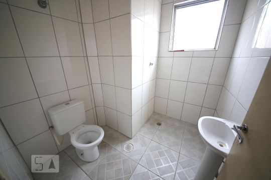 Banheiro de casa à venda com 2 quartos, 100m² em Vila Santana, São Paulo