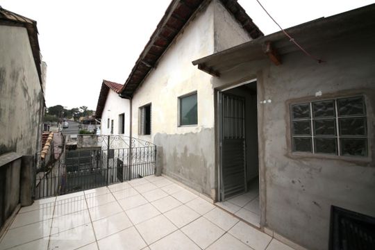 Área de Serviço de casa para alugar com 2 quartos, 100m² em Vila Santana, São Paulo