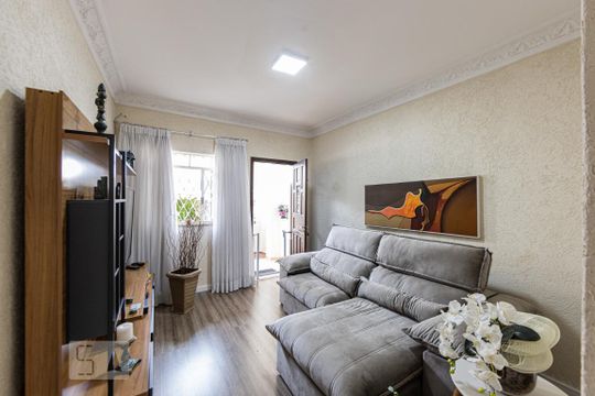 Casa 1 de casa à venda com 2 quartos, 240m² em Cidade Mãe do Céu, São Paulo