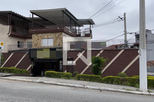 Fachada de casa à venda com 3 quartos, 100m² em Cidade Antônio Estevão de Carvalho, São Paulo