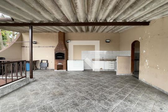 Área comum de casa à venda com 3 quartos, 100m² em Cidade Antônio Estevão de Carvalho, São Paulo